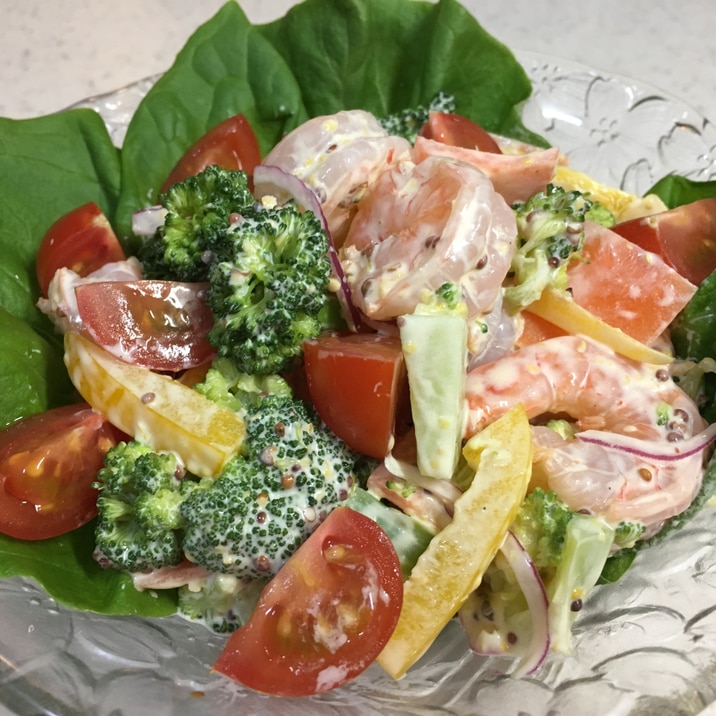 海老と緑黄色野菜の彩りサラダ レシピ 作り方 By ミシェル ラ フランス 楽天レシピ 海老と緑黄色野菜の彩りサラダ レシピ 作り方 By ミシェル ラ フランス 楽天レシピ